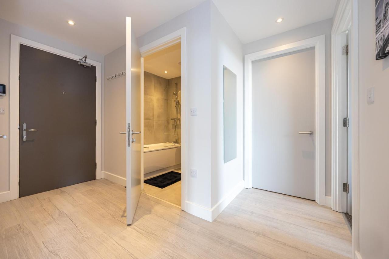 Contemporary 3 Bedrooms Apartment Manchester City ภายนอก รูปภาพ